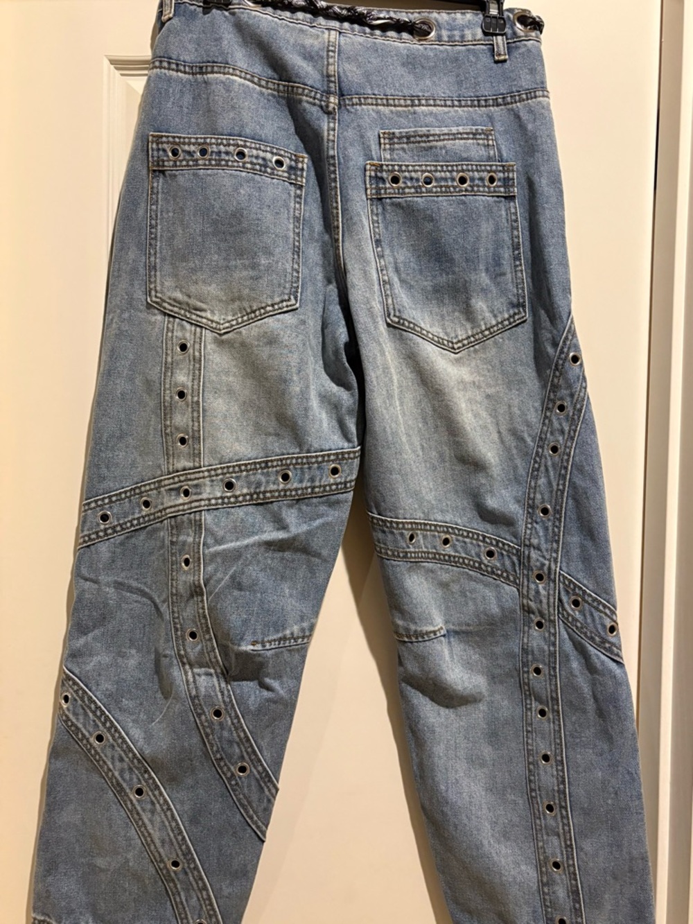 Oli & Hali Light Wash Embellished Cropped Jeans - Picture 10 of 10